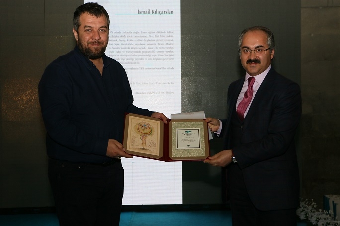 Erzurum’da Yılın Yazarları, Sanatçıları Ödül Töreni galerisi resim 14