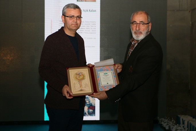 Erzurum’da Yılın Yazarları, Sanatçıları Ödül Töreni galerisi resim 17