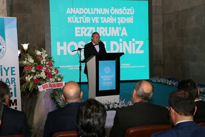 Erzurum’da Yılın Yazarları, Sanatçıları Ödül Töreni galerisi resim 2