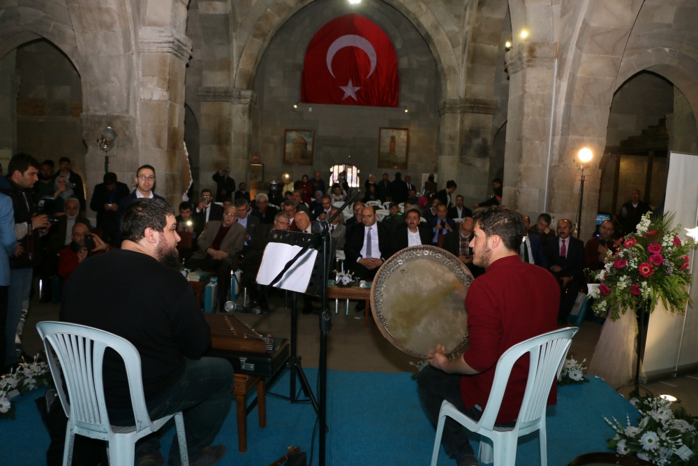 Erzurum’da Yılın Yazarları, Sanatçıları Ödül Töreni galerisi resim 26