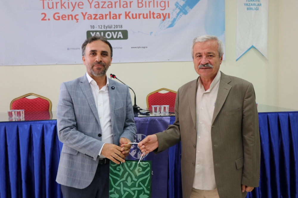 2. Genç Yazarlar Kurultayı Yalova'da Yapıldı galerisi resim 113