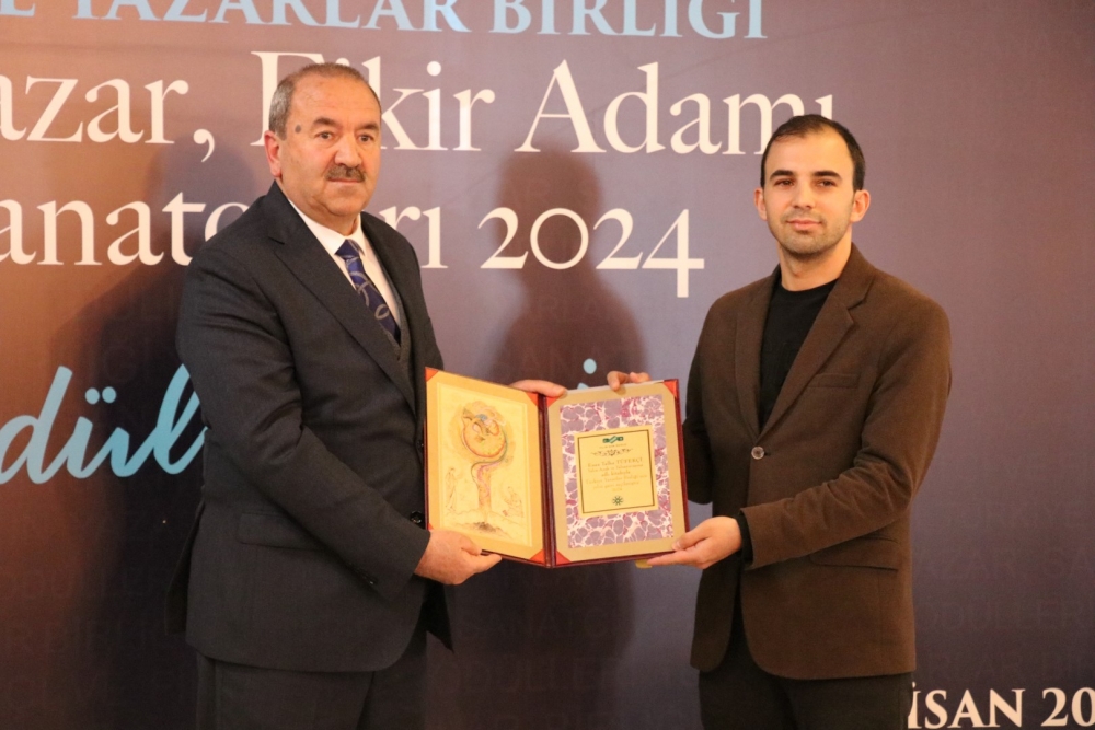 2024 Yılının Yazar, Fikir Adamı ve Sanatçıları Ödül Töreni galerisi resim 13