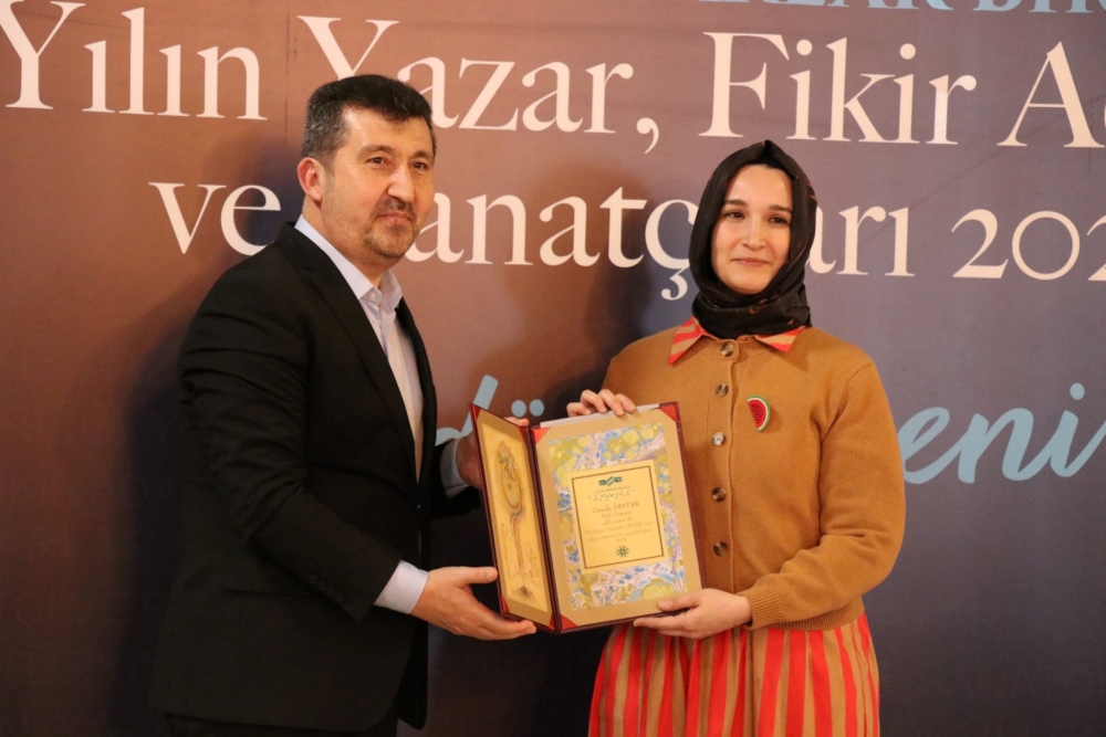 2024 Yılının Yazar, Fikir Adamı ve Sanatçıları Ödül Töreni galerisi resim 15