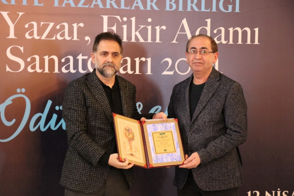 2024 Yılının Yazar, Fikir Adamı ve Sanatçıları Ödül Töreni galerisi resim 23