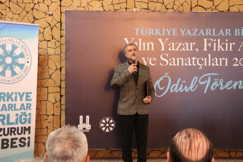 2024 Yılının Yazar, Fikir Adamı ve Sanatçıları Ödül Töreni galerisi resim 27