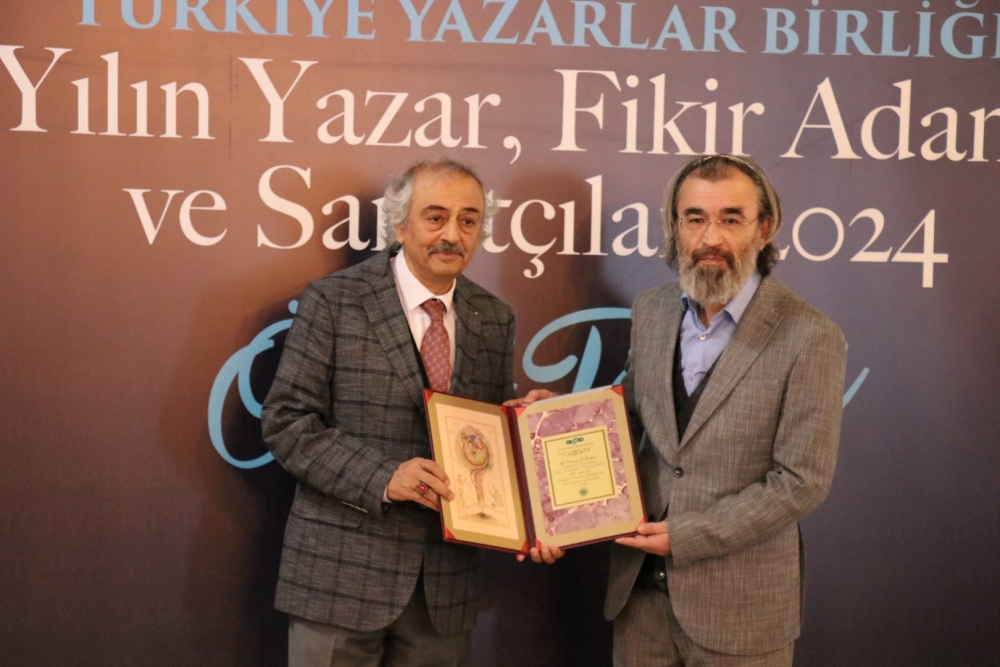 2024 Yılının Yazar, Fikir Adamı ve Sanatçıları Ödül Töreni galerisi resim 28