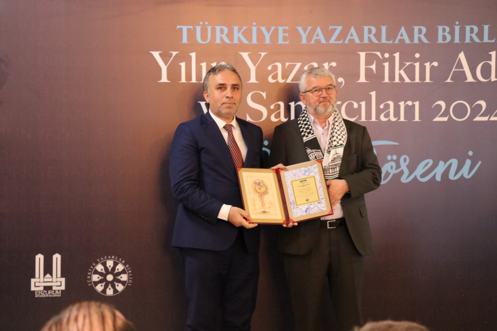 2024 Yılının Yazar, Fikir Adamı ve Sanatçıları Ödül Töreni galerisi resim 36