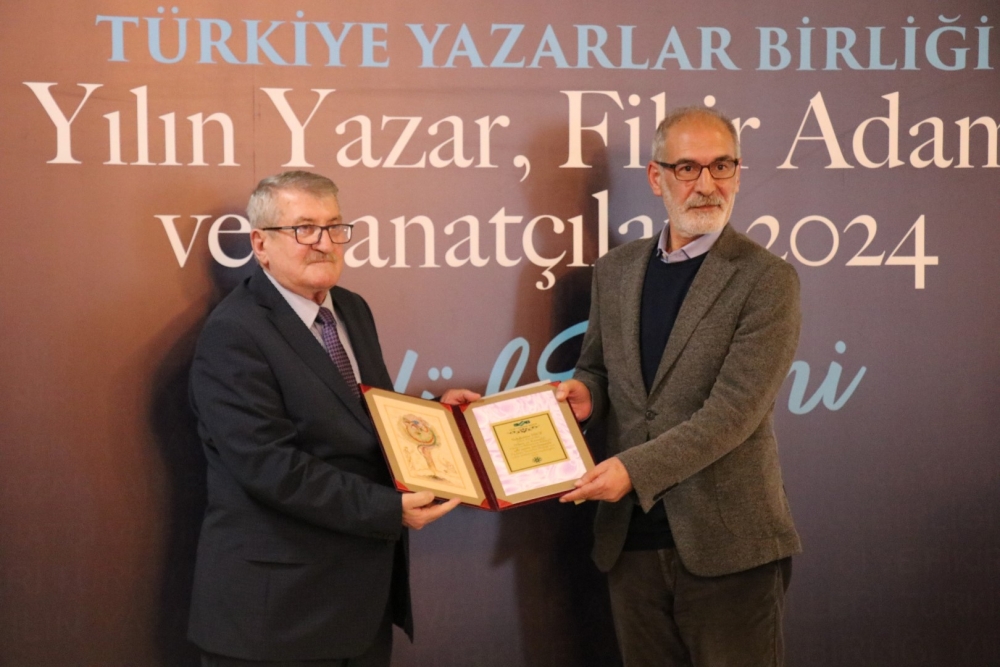 2024 Yılının Yazar, Fikir Adamı ve Sanatçıları Ödül Töreni galerisi resim 38