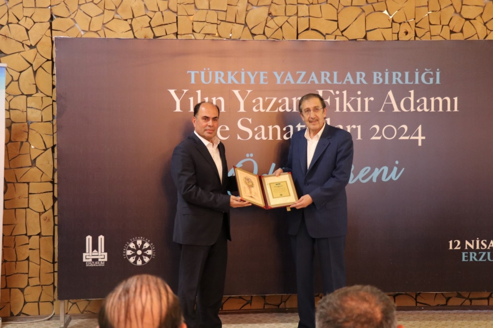 2024 Yılının Yazar, Fikir Adamı ve Sanatçıları Ödül Töreni galerisi resim 42