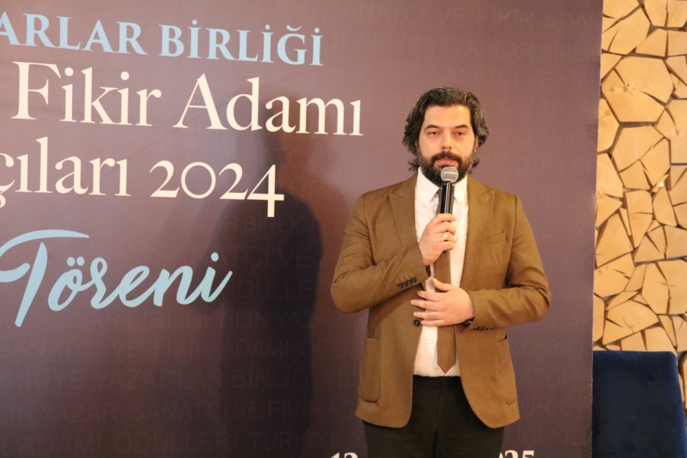 2024 Yılının Yazar, Fikir Adamı ve Sanatçıları Ödül Töreni galerisi resim 54