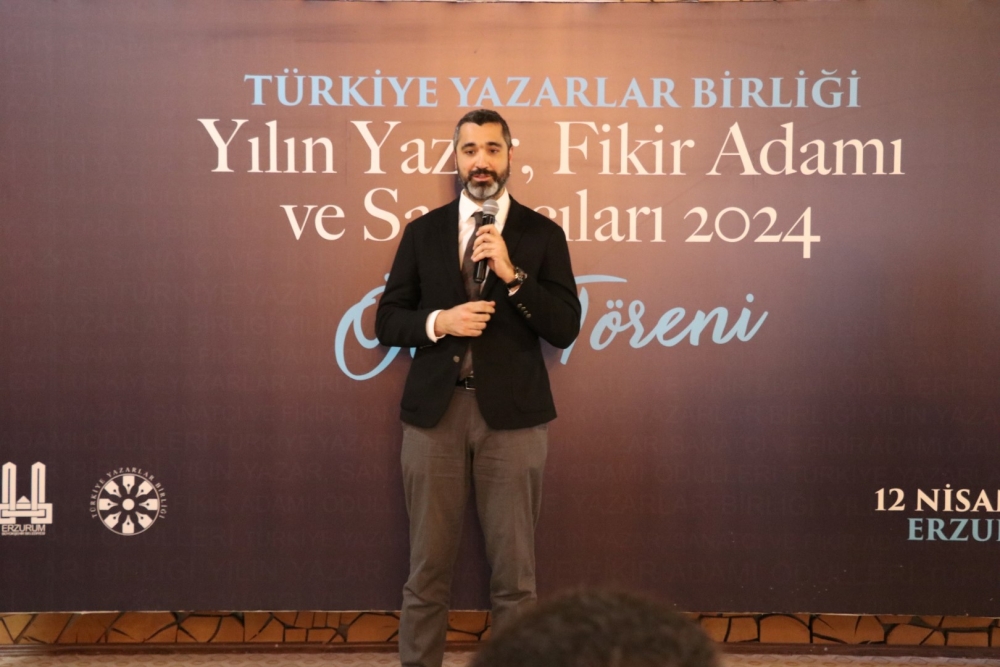2024 Yılının Yazar, Fikir Adamı ve Sanatçıları Ödül Töreni galerisi resim 65