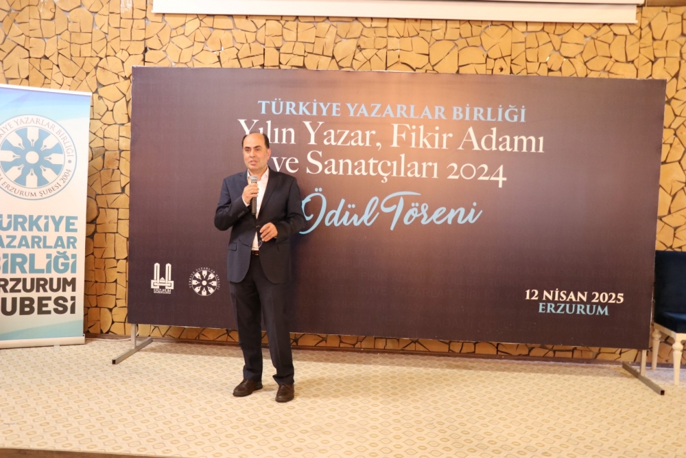 2024 Yılının Yazar, Fikir Adamı ve Sanatçıları Ödül Töreni galerisi resim 75