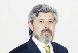 Dipsiz notlarla dipnot hikâyeleri