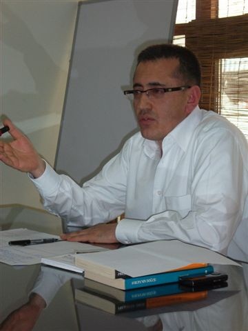 TYB İzmir Şubesi’nde 17 Mart Günü Değişim ve İslâm Konuşuldu.