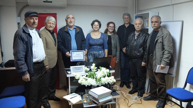 İzmir'in Batı Yakasının Hikâyesi