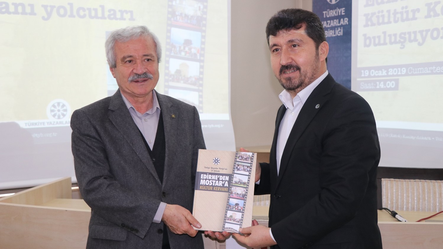 Kültürel Sınırlar Siyasi Sınırları Aşıyor