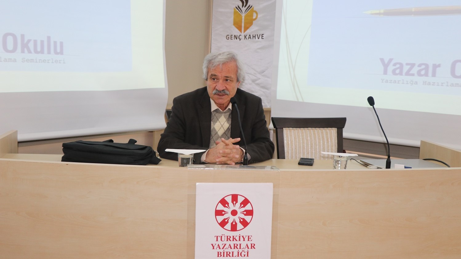 D. Mehmet Doğan ile Yazı Atölyesi Açıldı