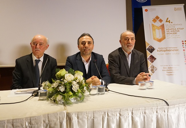 Duayenler Kütüphane Sohbetlerinde Buluştu
