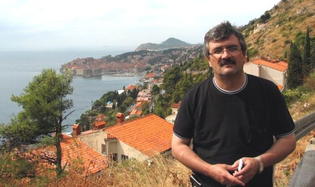 Soluğunda tarihin, coğrafyanın yangını var