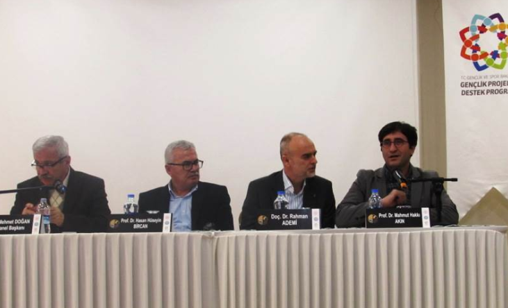 Konya Kadınhanı’nda bilge lider Aliya İzzetbegoviç anıldı