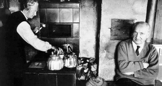 Düşünmek için köye kapanan filozof: Heidegger