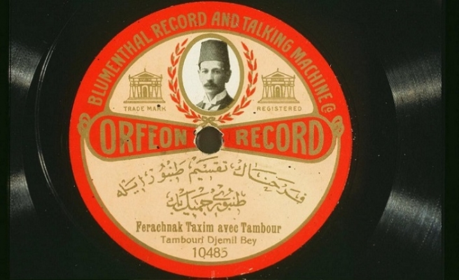 O, musikinin son silik fotoğrafı idi