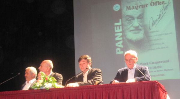 Eleştirisiz hayranlık bizi bir yere götürmez