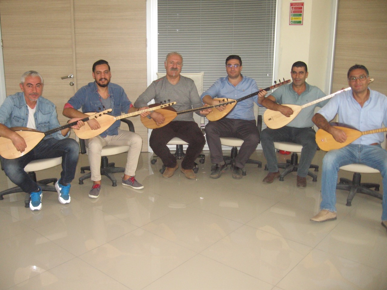 Tarım İlçe Müdürlüğü Personelleri Bağlama Kursu Açtı