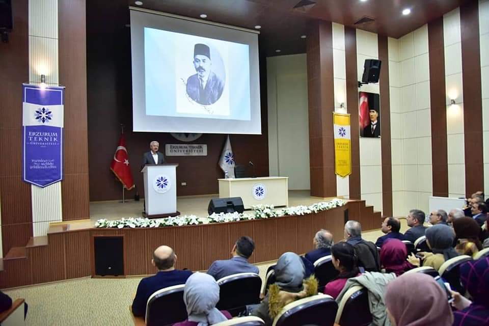 D. Mehmet Doğan Erzurum’da Mehmed Âkif ve Millî Mücadeleyi Anlattı