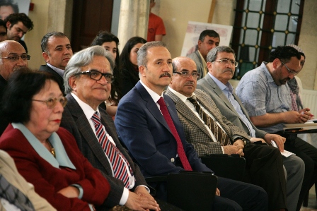 Prof. Dr. Hüsrev Hatemi Programına Yoğun İlgi