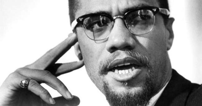 Hayatını İslam'a adayan Malcolm X