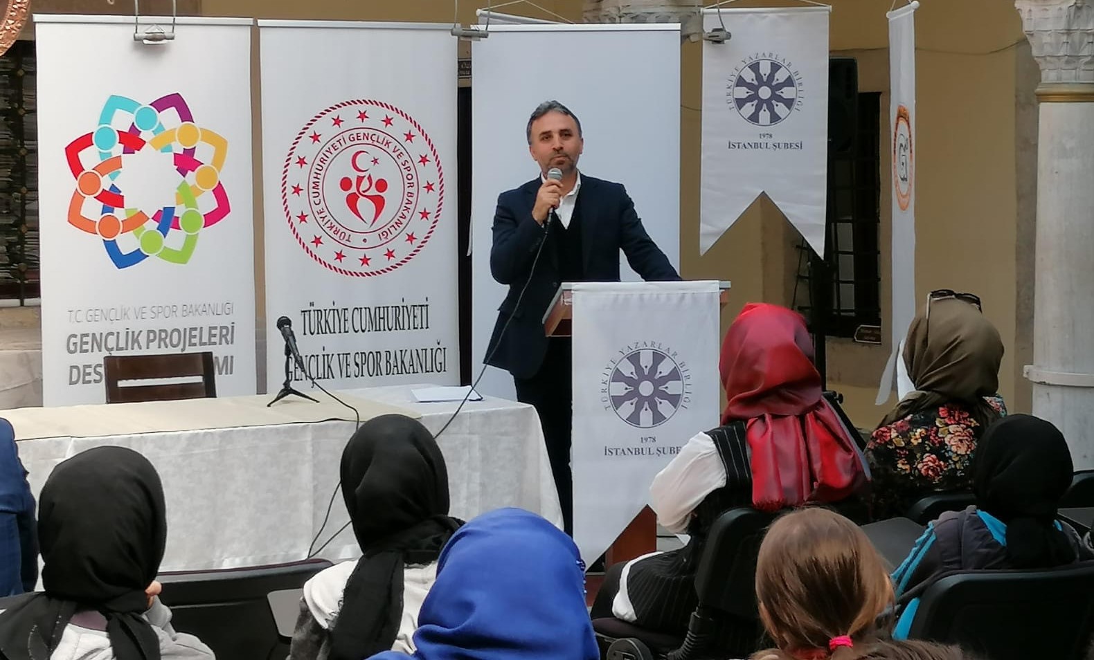 Usta Editör Yazar İçin Bir Şanstır!