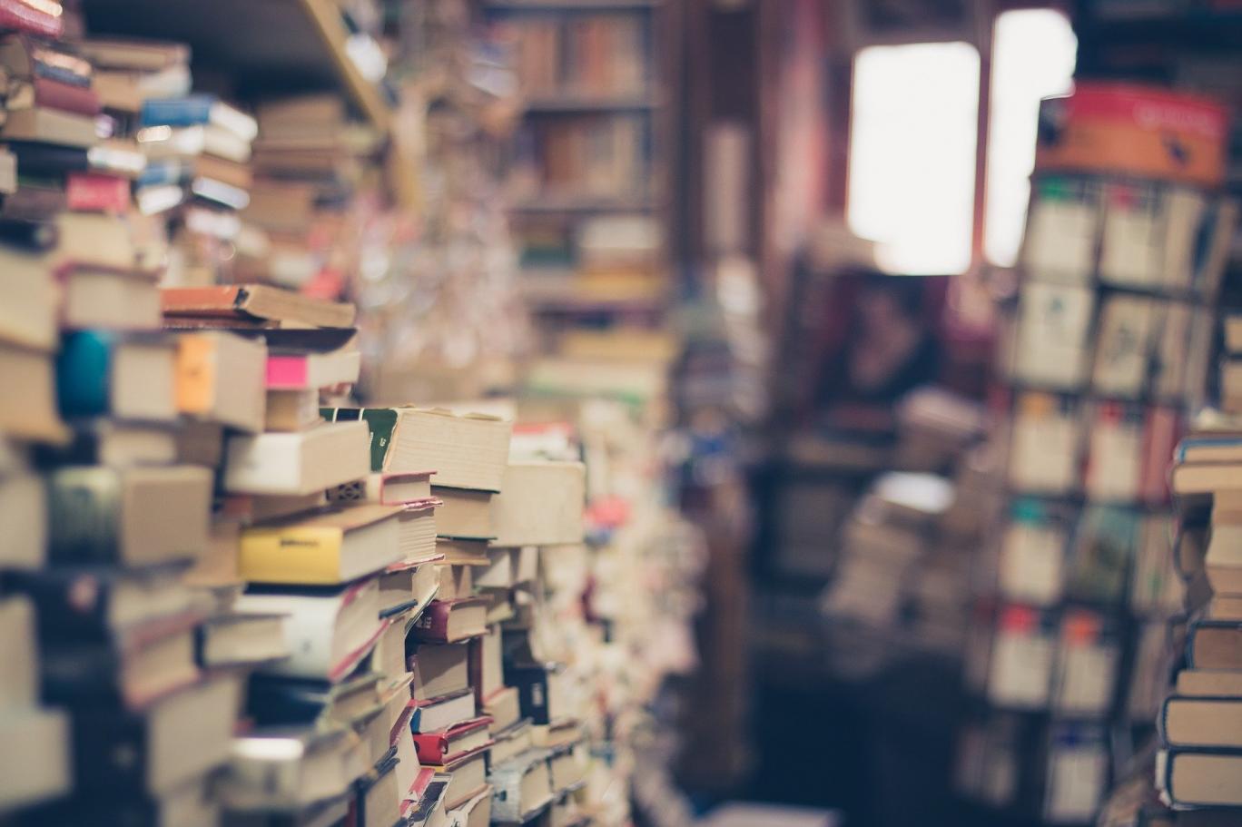 Koronavirüs salgını kitap sektörünü nasıl etkiledi? Evde kalanlar kitap okuyor mu?