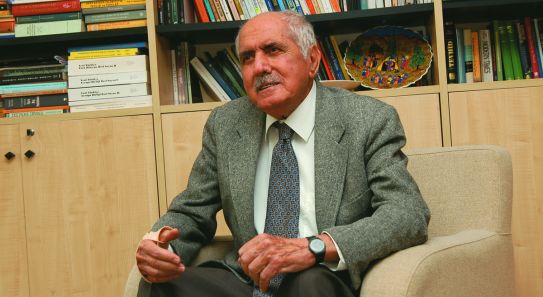 Cennete bakar gibi bakardık şehre