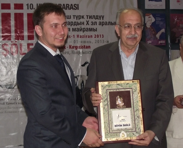 Nâmık Kemal Büyük Ödülü Sahibi Rifat Salahov ile Söyleşi
