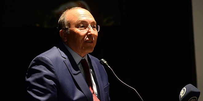 Ahmet Halûk Dursun’u rahmetle anıyoruz