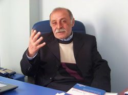 Romancı Hüseyin Kartal vefat etti