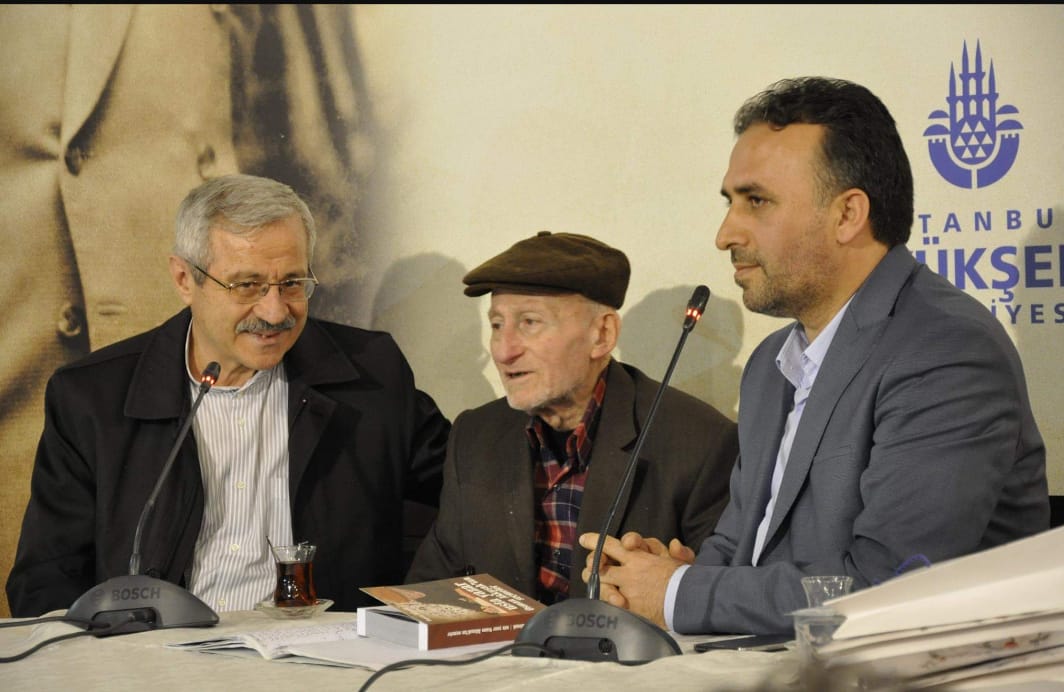 Yazar Osman Akkuşak Hakk'a yürüdü