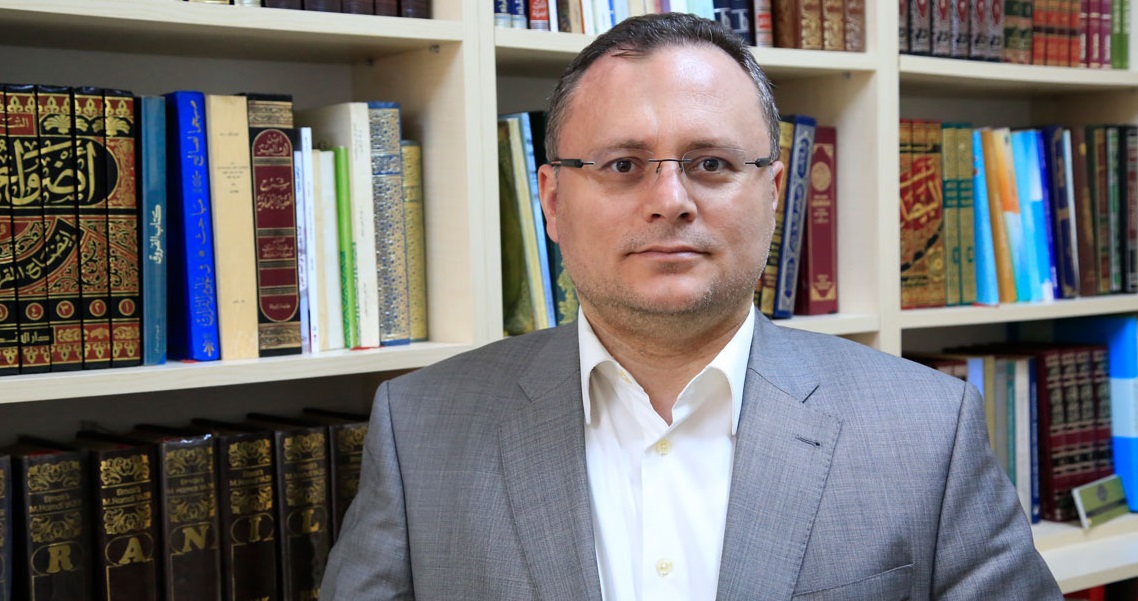 Celalettin Divlekci: Mehmet Âkif’i Gözden Düşürme Çabası