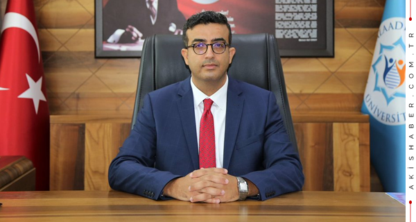Doç. Dr. Özgür Kasım Aydemir: İstiklal Marşı’nın Dilinde Yaşayan Anlamlandırma Dünyası