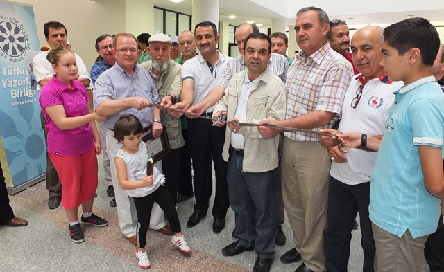 Zaman İçinden kareler bu sergide