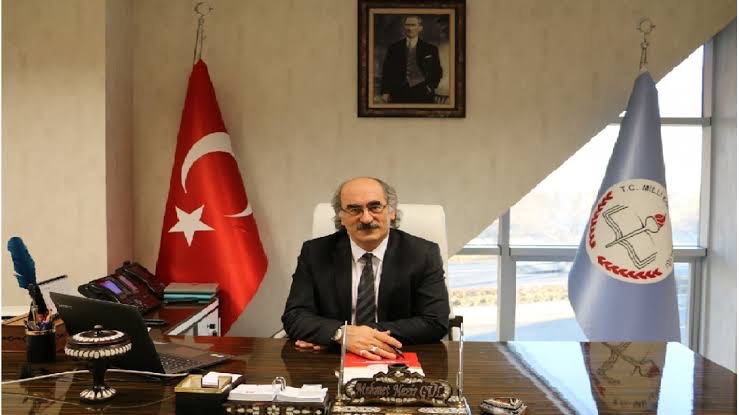 Eğitimci-Yazar Mehmet Nezir Gül: “Mehmet Akif Ersoy, Gelecek Rotamızı Çizen Bir Şairdir”