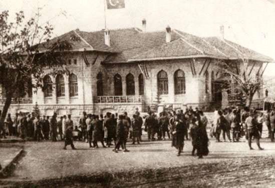 İstiklâl Marşı günlüğü: 1 Mart 1921 İstiklâl Marşı Meclis’te!