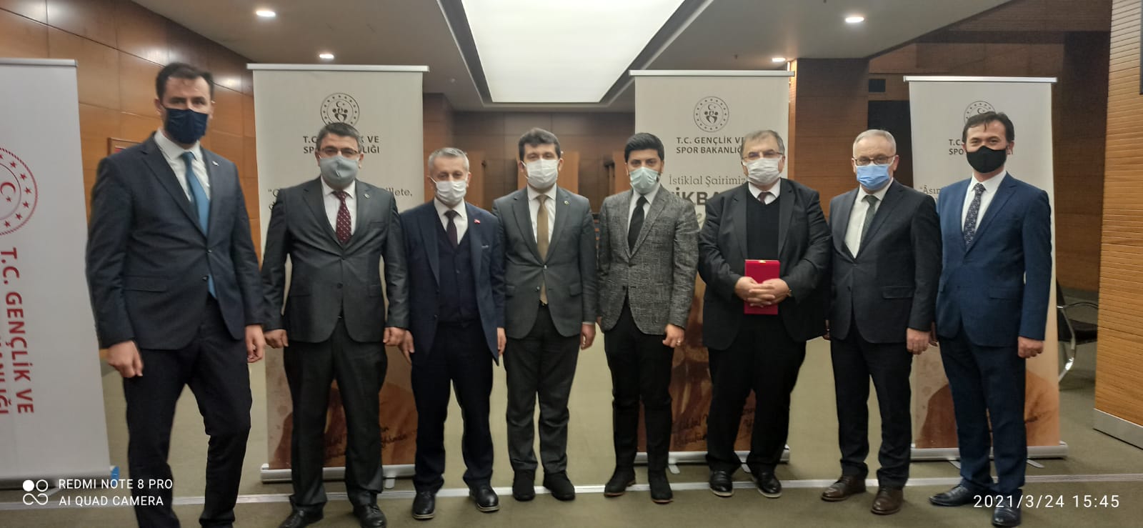 “Gençler İstiklâl Şairimize Mektup Yazdı”