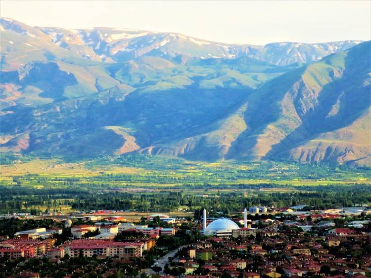 Eski Bir Hikâye