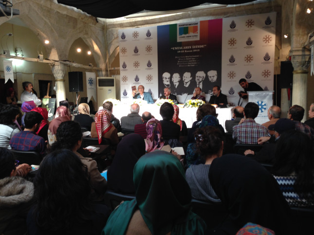 Bu toplumun her şeyden önce bir yarası yok!