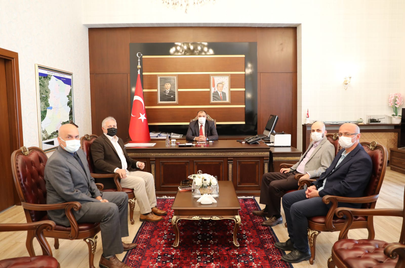 TYB Sakarya'nın Yeni Yönetiminden Vali Kaldırım'a Ziyaret
