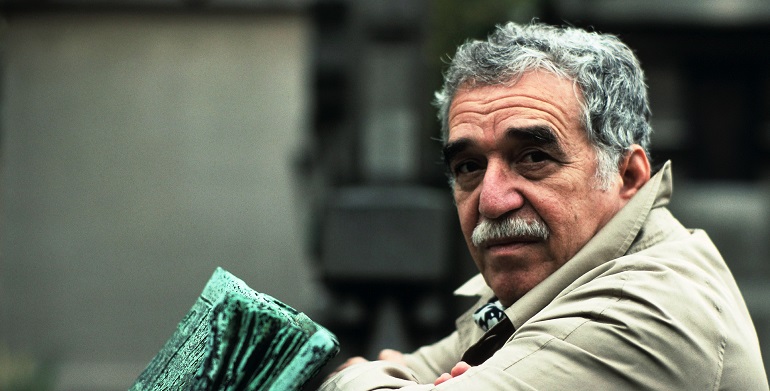 Gabriel Garcia Marquez, Koskocaman Kanatlı Çok Yaşlı Bir Bey