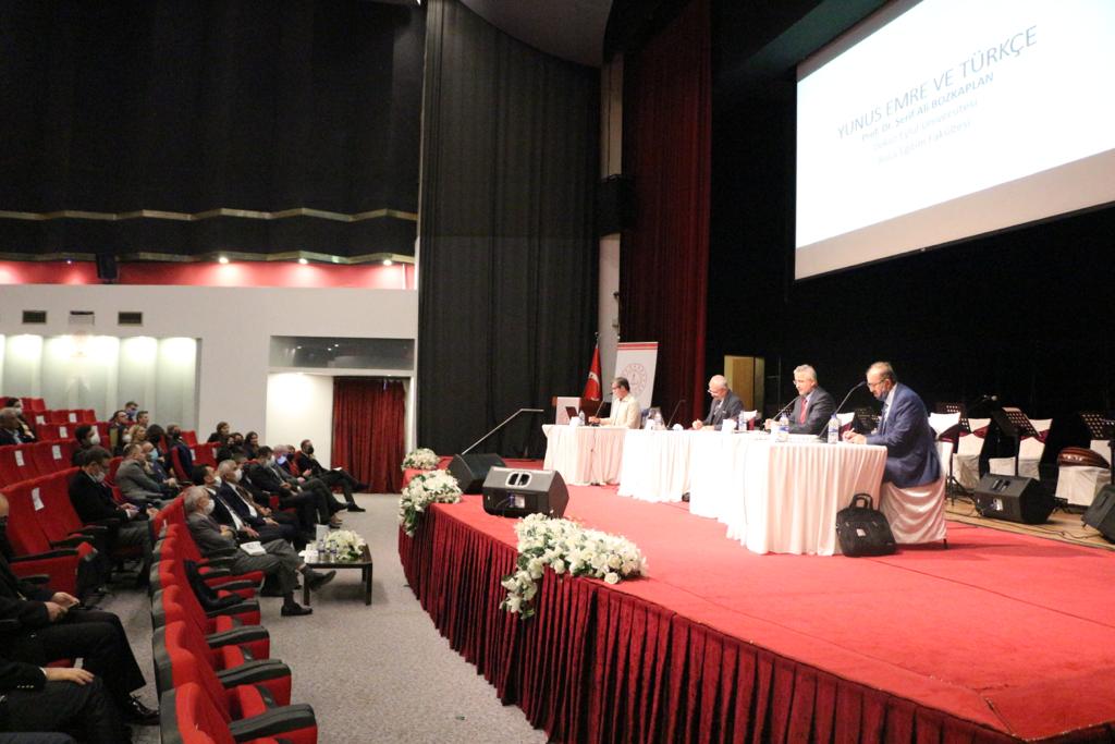 Yunus Emre vefatının 700'üncü yılında İzmir'de anıldı