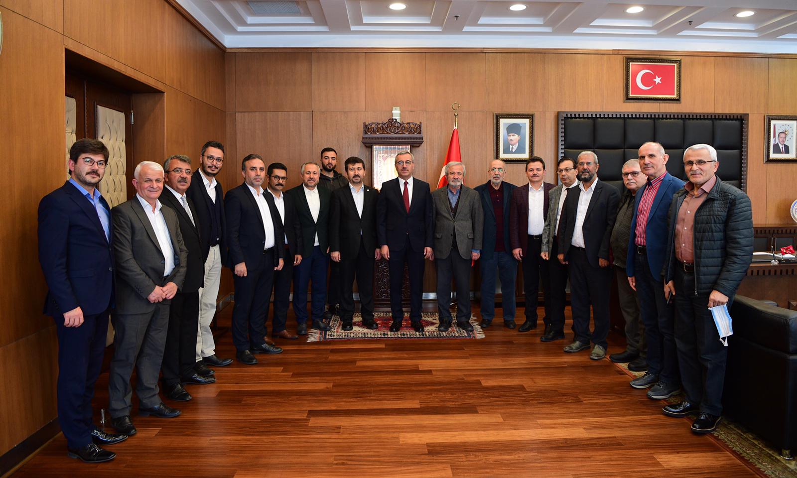 TYB Yöneticileri Başkan Güngör’ü ziyaret etti